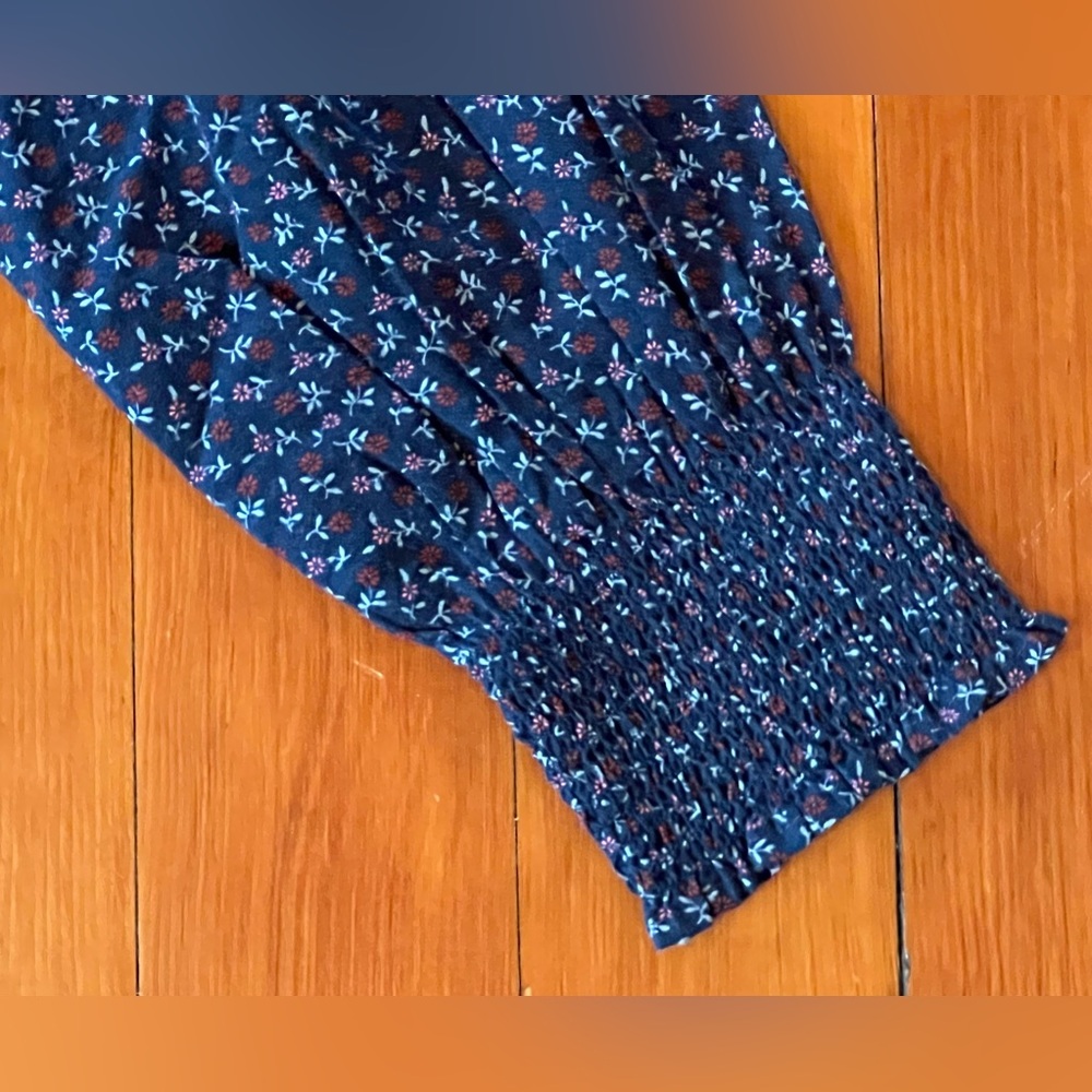 NWT Madewell Tie-Back Peplum Top in Campden Daisies - Medium - Deep Indigo Blue - Picture 5 of 9
